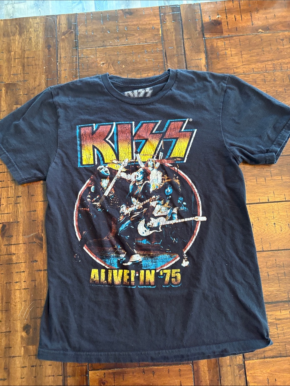 Kiss Black Short Sleeve 'Alive in '75' Graphic Tee - Small - Rock, Classic,